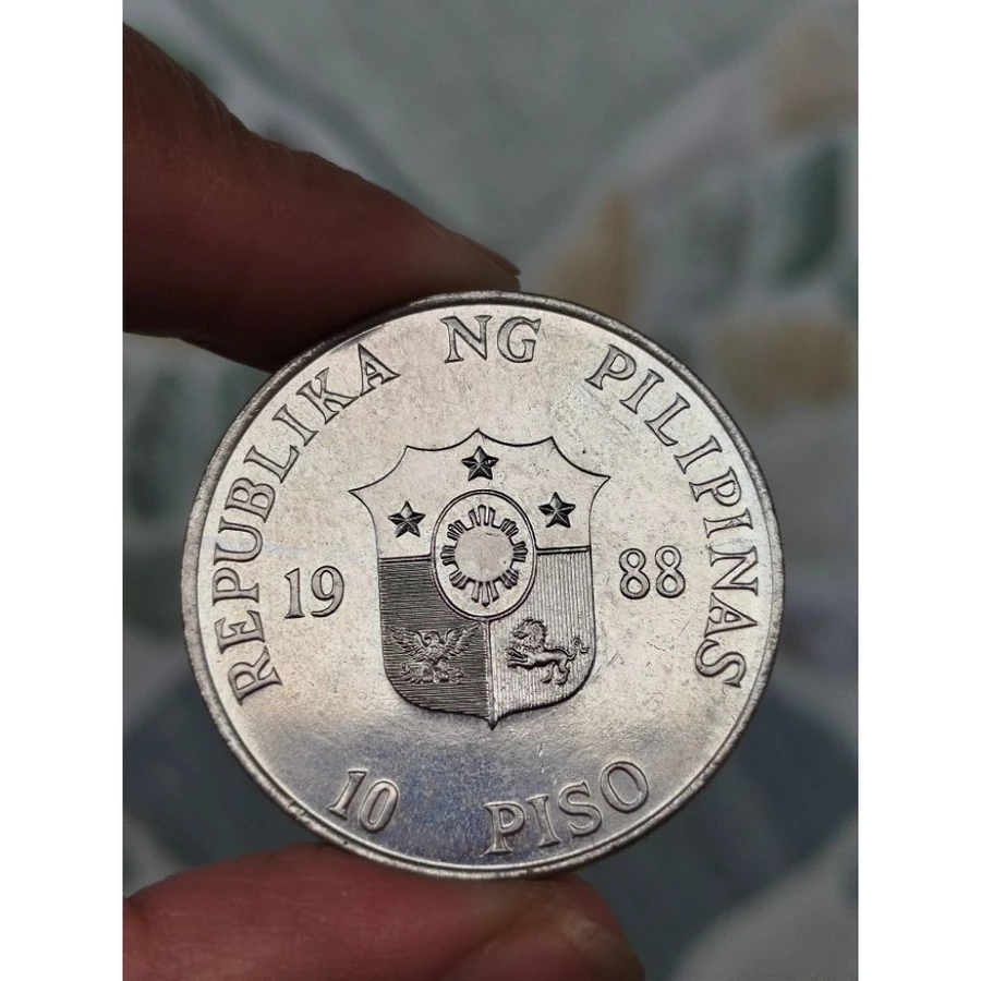 1988 10 PISO PEOPLE POWER REVOLUTION IN OGP COMMEMORATIVE NICKEL COIN